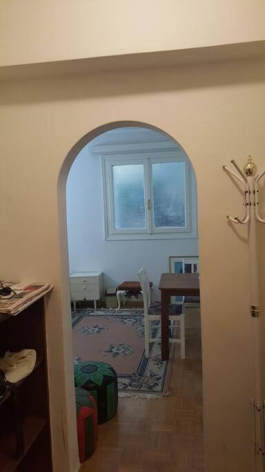 Central Studio Apartment Next To Plaka Athen Eksteriør billede